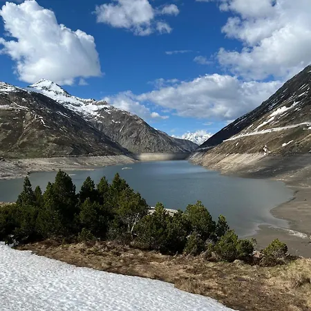 فندق Hospezi Santa Maria Medel