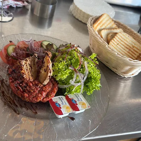 Hospezi Santa Maria 3* Medel