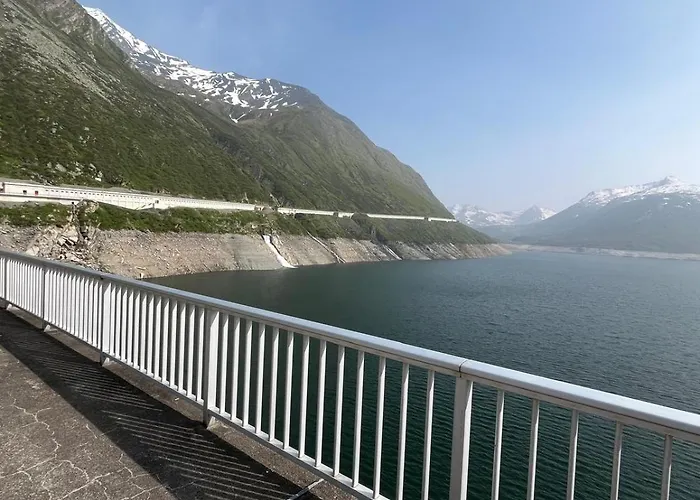 Hospezi Santa Maria Hotel Medel