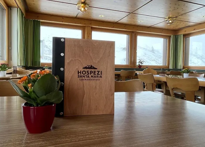 Hospezi Santa Maria Hotel Medel